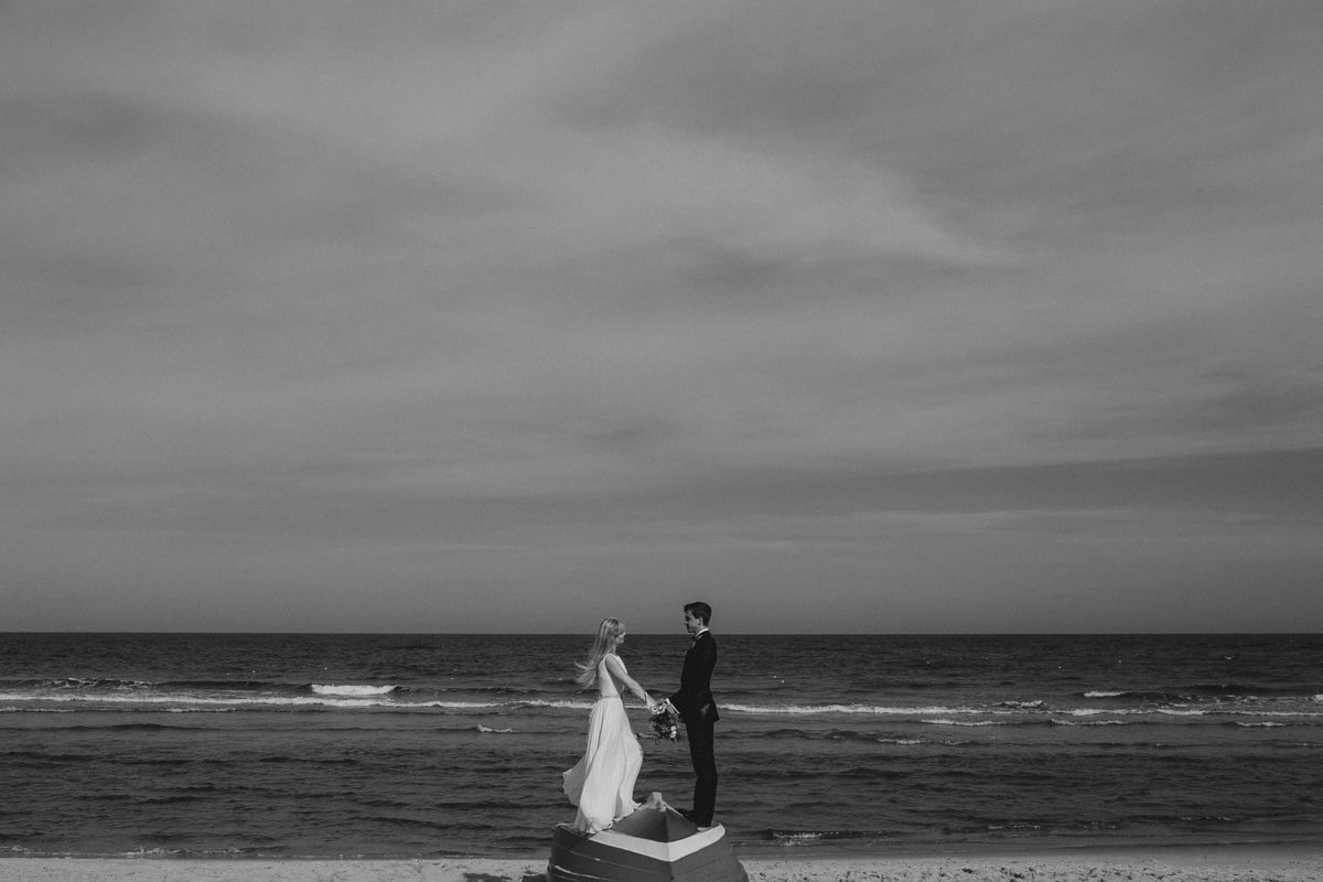  plener slubny nad morzem pomorskie sesja fotograf jastarnia lifestyle love story